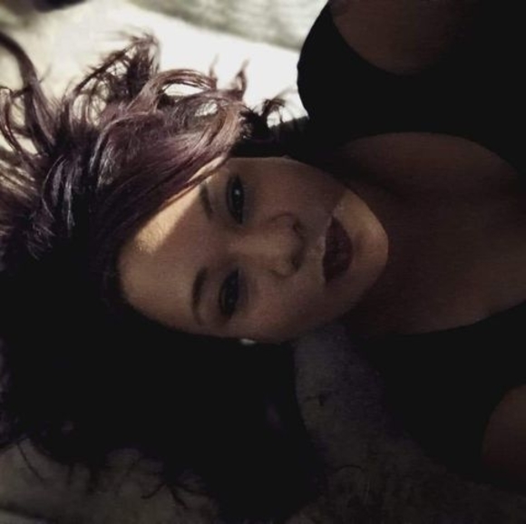 Meet your Posher, Vanessa - Picture 1 of 1